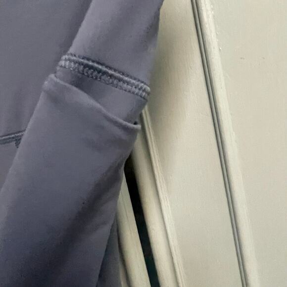 Under Armour Size Medium Gray Pocket Leggings Athletic Athleisure Running gym - Picture 2 of 4